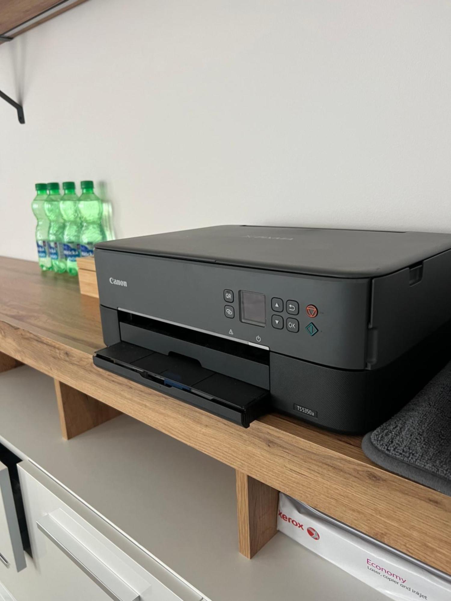 Skau Piano Family & Business Apartment Free Parking Bratislava Bagian luar foto