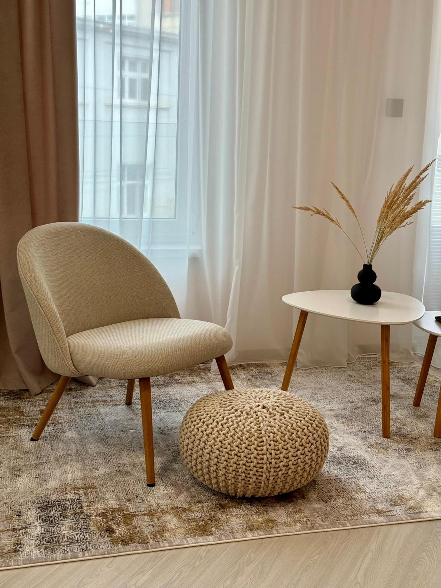 Skau Piano Family & Business Apartment Free Parking Bratislava Bagian luar foto